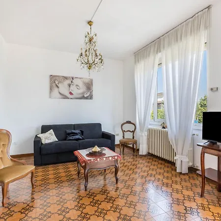 Desenzano * ديسينسانو ديل غاردا